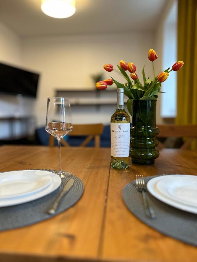 Jazz Apartament Czestochowa Centrum 2-Bedroom Esterno foto